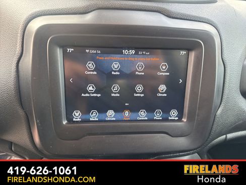 Used 2019 Jeep Renegade Latitude w/ Cold Weather Group image 23