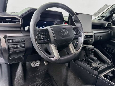 Used 2026 Toyota 4Runner TRD Sport Premium AWD/4WD image 4