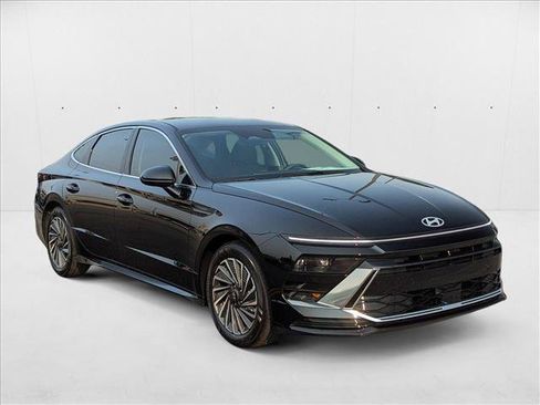 New 2025 Hyundai Sonata SEL FWD image 6
