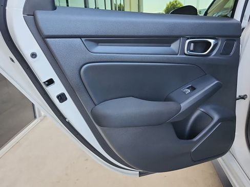Used 2024 Honda Civic Sport image 14