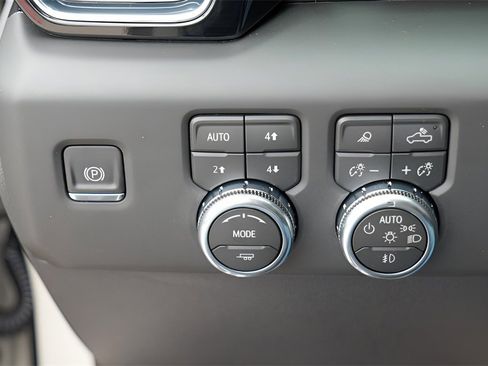 New 2026 GMC Sierra 1500 Denali w/ Denali Reserve Package image 18