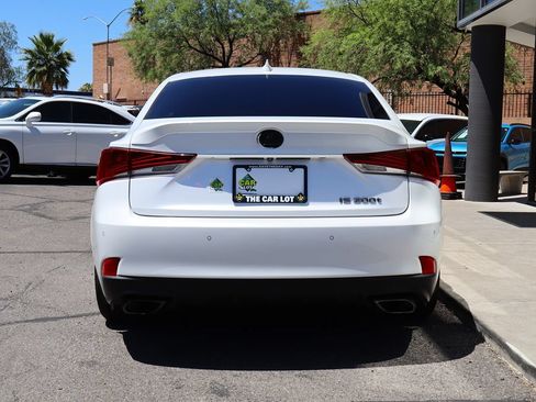 Used 2017 Lexus IS 200t w/ Navigation System Package RWD image 11