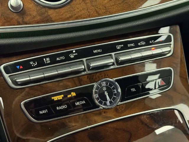 Used 2019 Mercedes-Benz E 450 4MATIC Wagon w/ Driver Assistance Package image 36