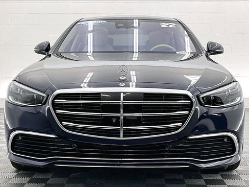 Certified 2022 Mercedes-Benz S 580 4MATIC Sedan image 2