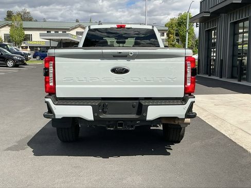 Used 2025 Ford F350 Lariat w/ Black Appearance Package AWD/4WD image 4