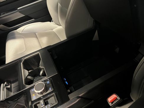 Used 2022 Toyota Tundra SR5 w/ TRD Off-Road Premium Package image 19