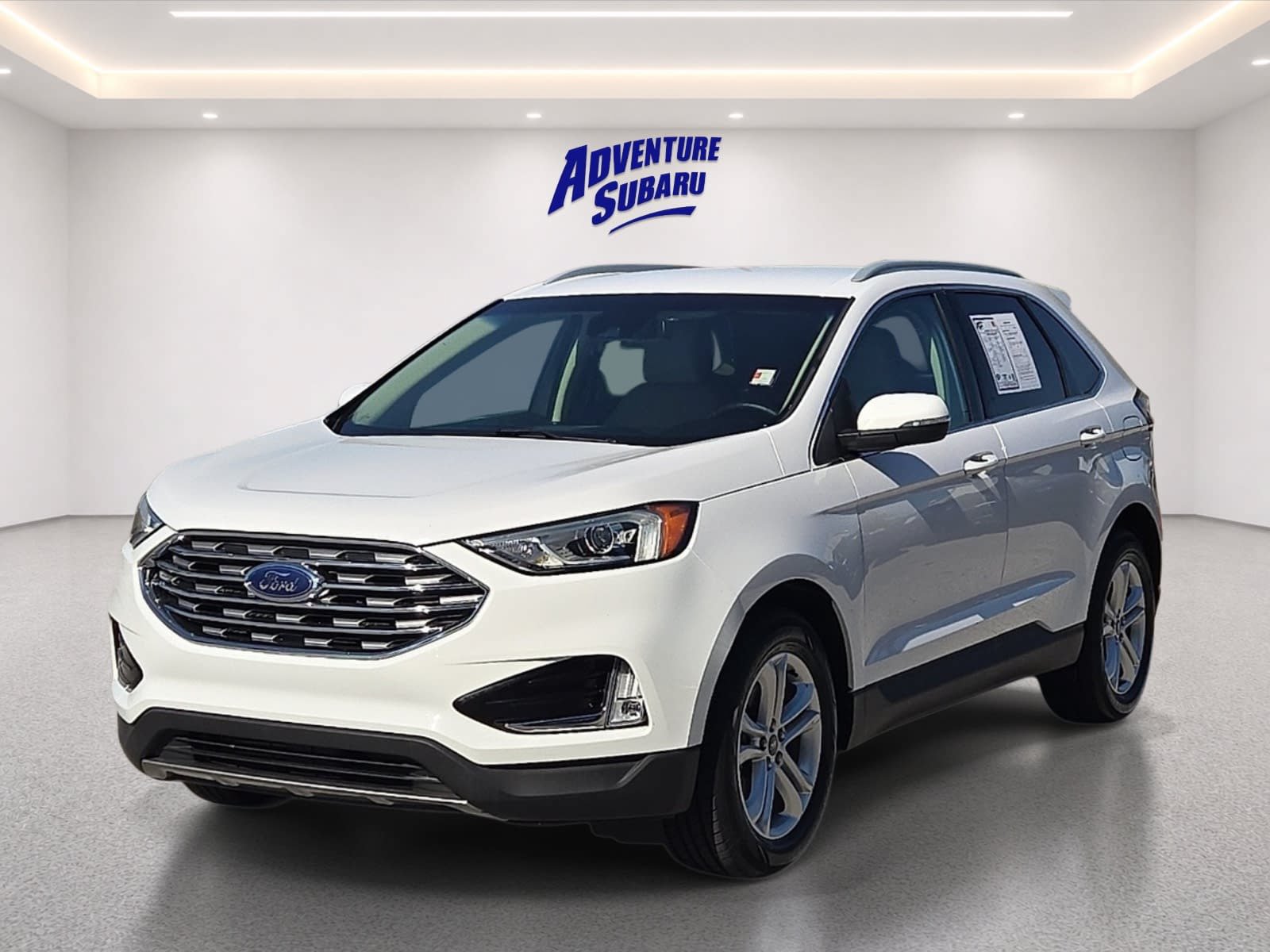 Used 2020 Ford Edge SEL FWD image 2