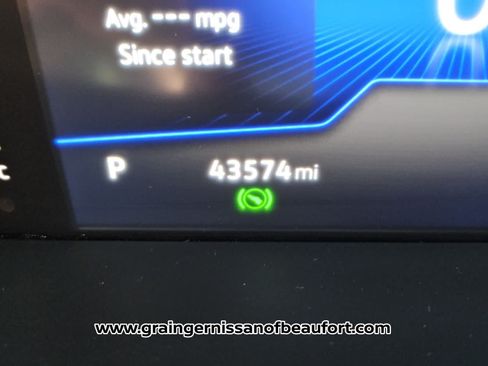 Used 2022 Volkswagen Tiguan SE FWD image 15