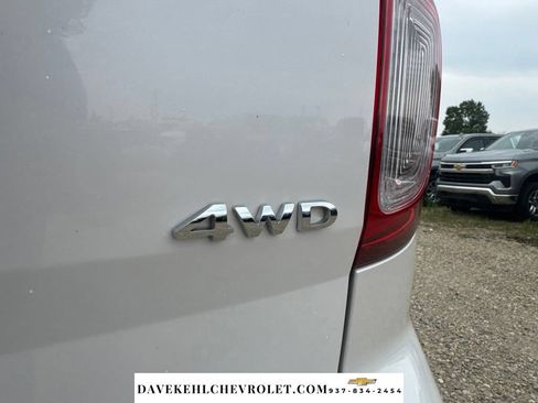 Used 2013 Ford Explorer XLT AWD/4WD image 40