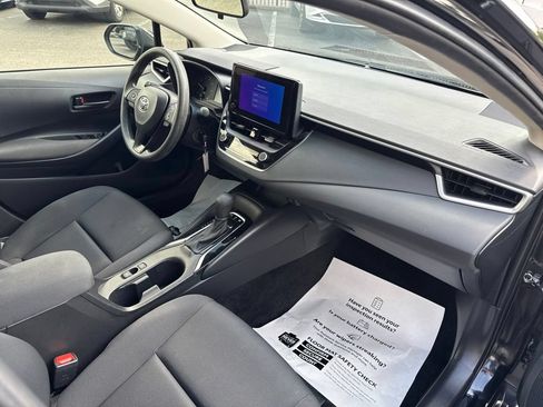 Certified 2024 Toyota Corolla LE FWD image 34
