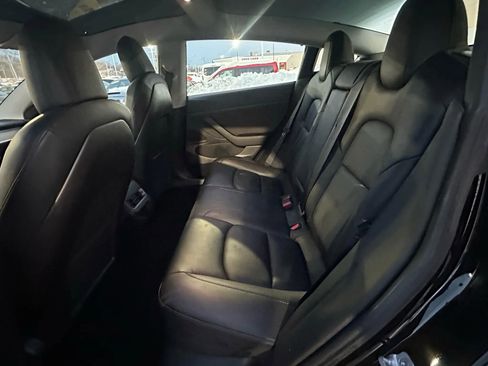 Used 2020 Tesla Model 3 Standard Range image 24