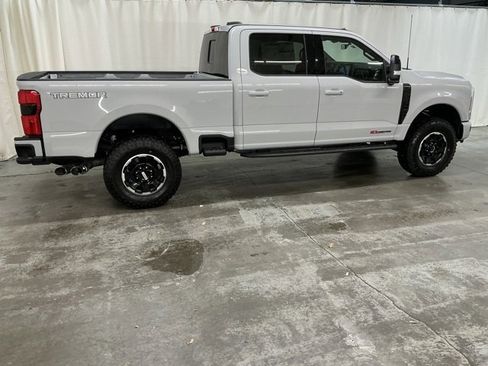 New 2026 Ford F250 Platinum image 2