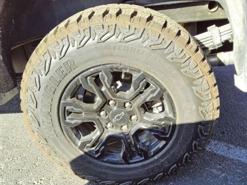 Used 2026 Chevrolet Silverado 1500 ZR2 image 14