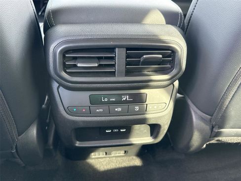 Certified 2025 Honda Pilot EX-L image 24