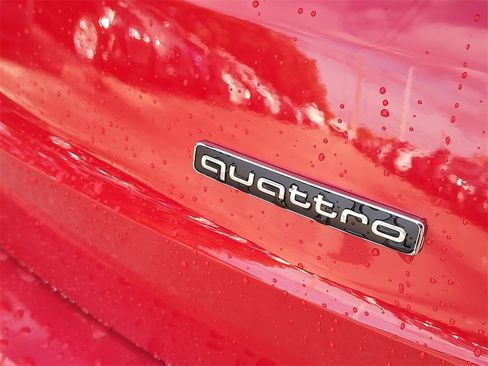 New 2025 Audi Q3 2.0T Premium image 5