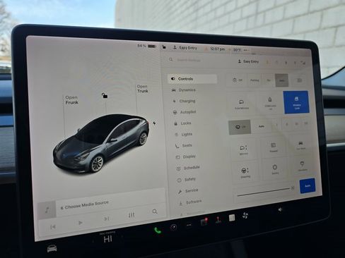 Used 2021 Tesla Model 3 Standard Range Plus image 42