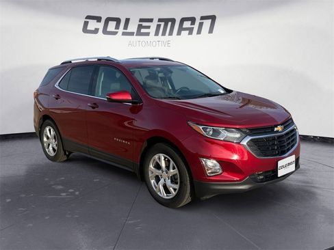 Used 2019 Chevrolet Equinox LT w/ Sun & Navigation Package image 7