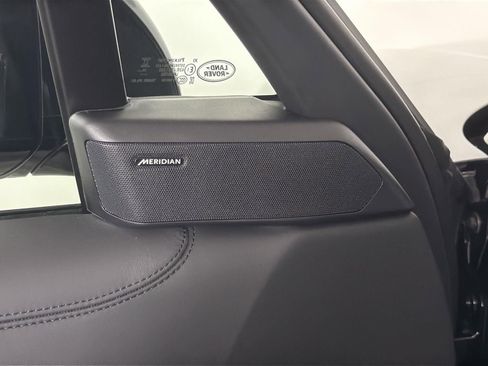 New 2026 Land Rover Range Rover Long Wheelbase SE image 22