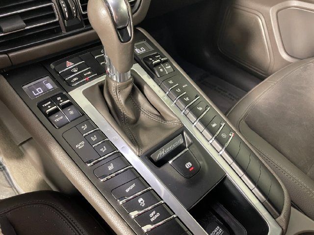 Used 2021 Porsche Macan AWD/4WD image 8