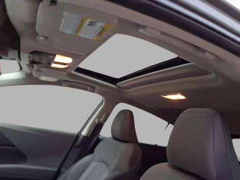 Certified 2025 Subaru Crosstrek 2.0i Premium image 15