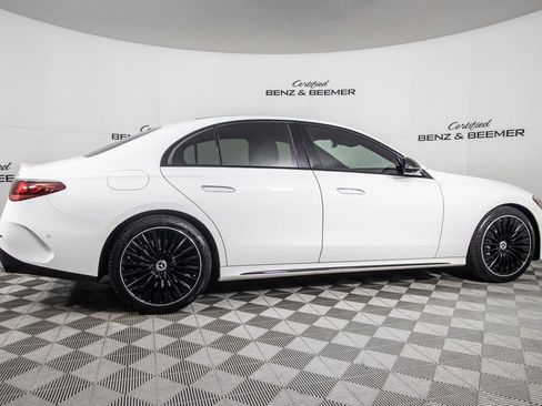 Used 2025 Mercedes-Benz E 450 4MATIC Sedan w/ Driver Assistance Package image 4