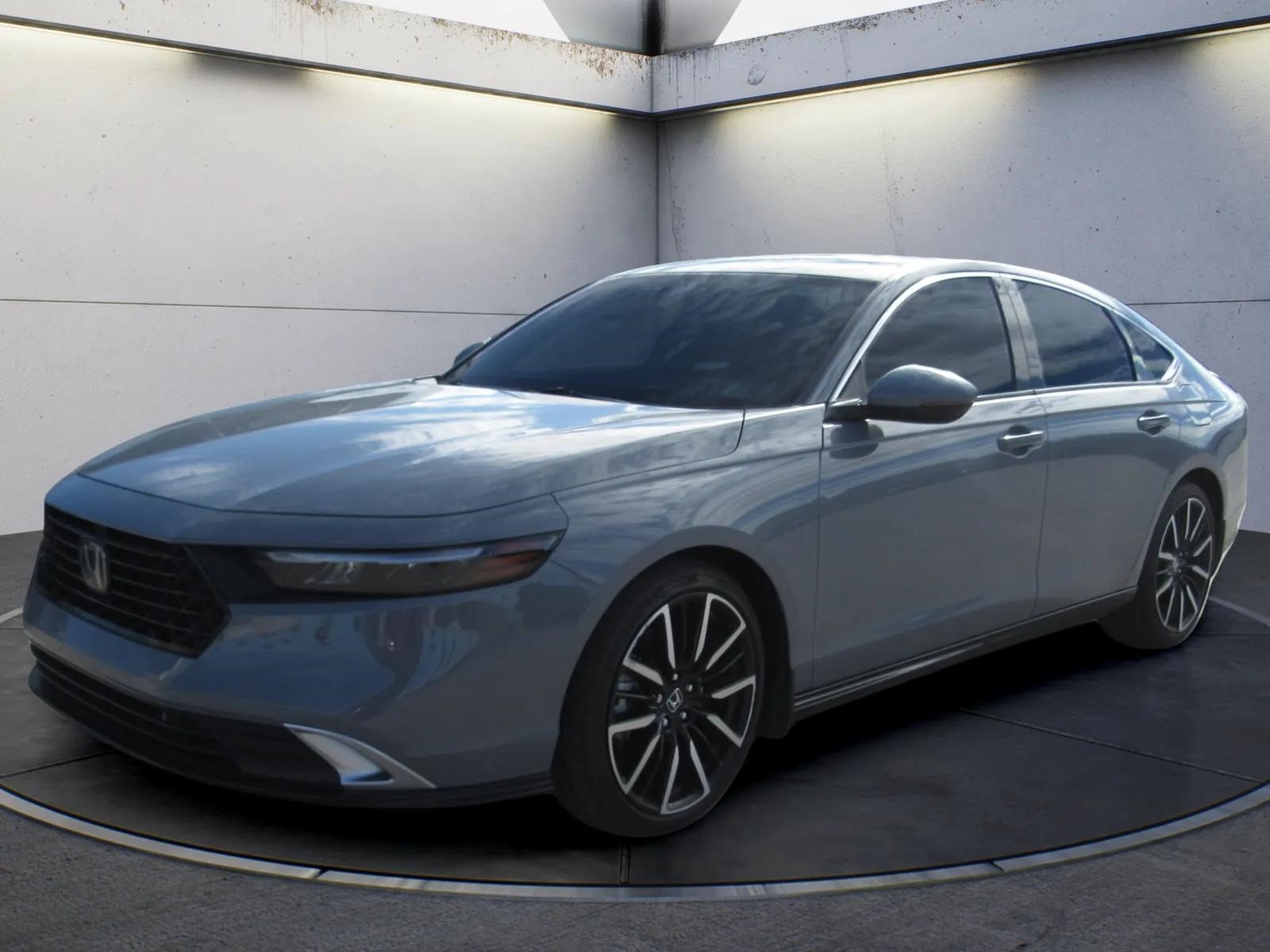 Used 2024 Honda Accord Touring image 1
