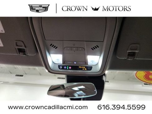 Certified 2023 Cadillac XT4 Luxury w/ Driver Awareness Package FWD image 17
