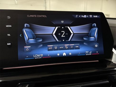 Used 2024 BMW X2 xDrive28i image 15