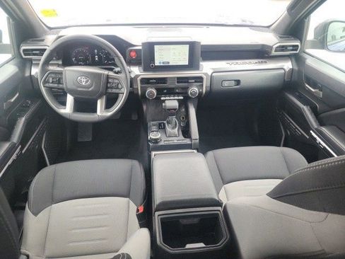 Used 2025 Toyota Tacoma TRD Off-Road image 56