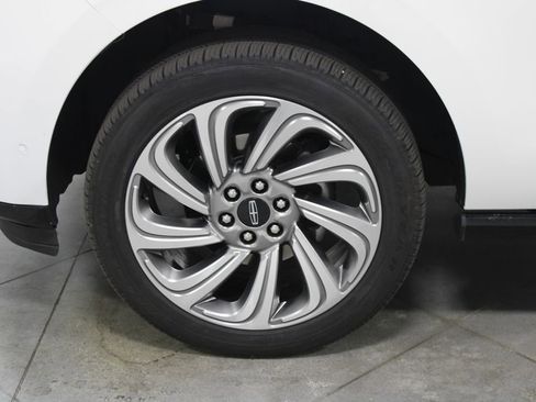 Used 2023 Lincoln Navigator Reserve image 21