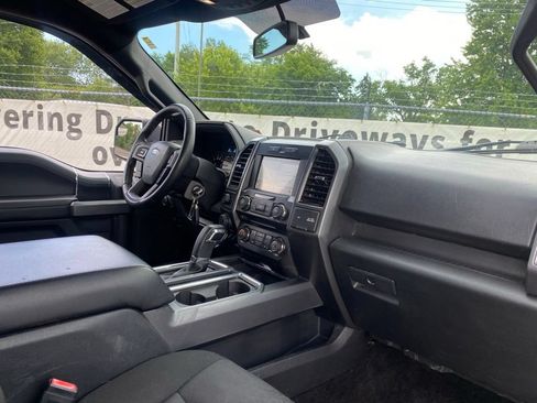 Used 2018 Ford F150 XLT w/ Equipment Group 302A Luxury AWD/4WD image 18