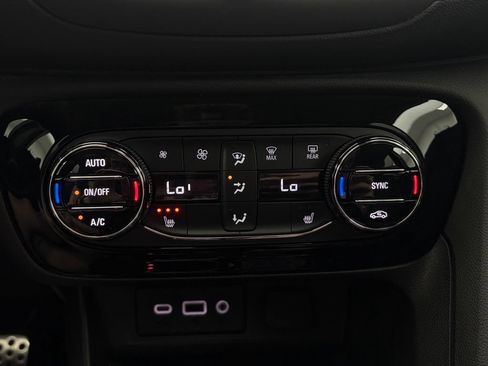 Used 2023 Buick Encore GX Select w/ Sport Touring Package FWD image 24