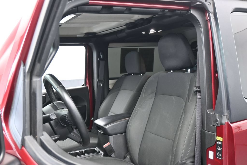 Used 2022 Jeep Wrangler Sport AWD/4WD image 10