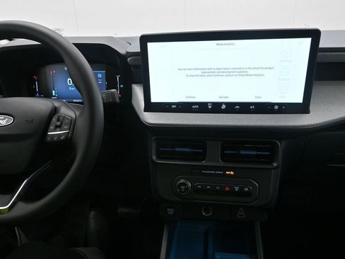 New 2026 Ford Maverick XLT image 19