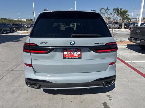 New 2026 BMW X7 xDrive40i w/ M Sport Package AWD/4WD image 5