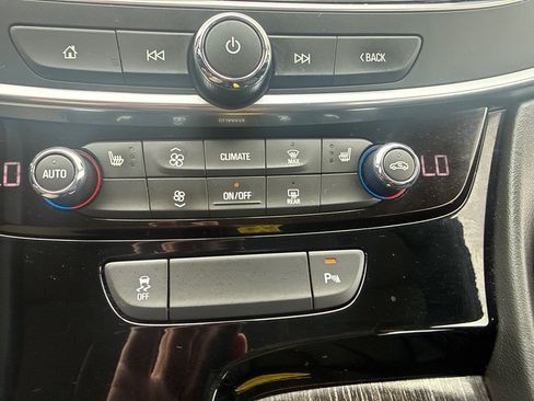 Used 2019 Buick LaCrosse Essence w/ Sun and Shade Package AWD/4WD image 27
