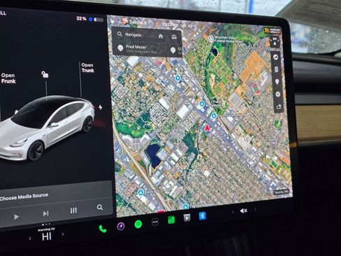 Used 2020 Tesla Model 3 Long Range image 29