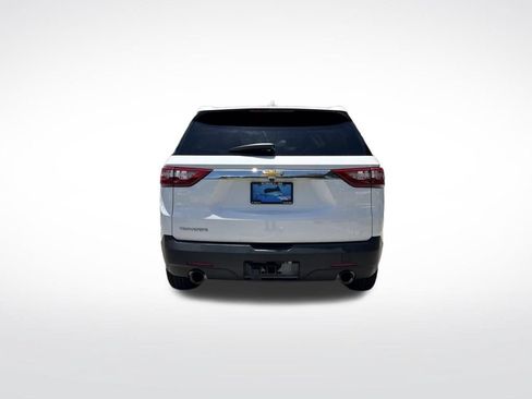 Used 2021 Chevrolet Traverse LS FWD image 7