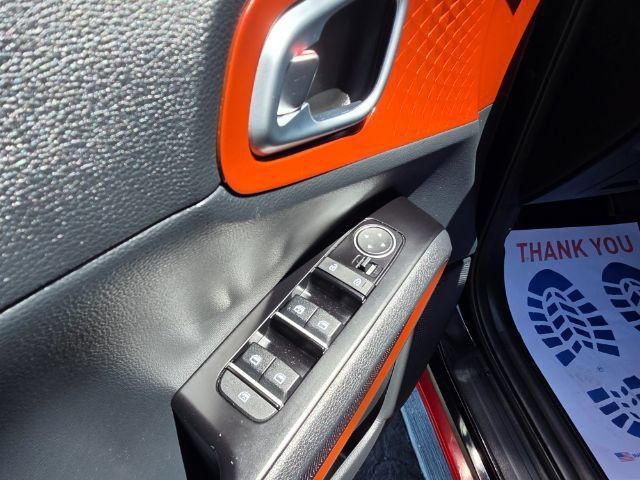 Used 2022 Kia Soul Turbo FWD image 17