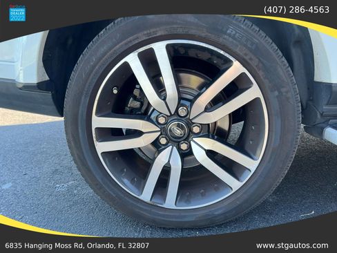 Used 2016 Land Rover LR4 HSE Silver Edition AWD/4WD image 26