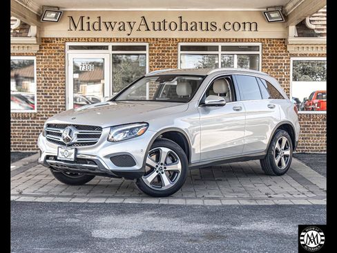 Used 2019 Mercedes-Benz GLC 300 w/ Driver Assistance Package image 1