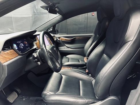 Used 2021 Tesla Model X Long Range AWD/4WD image 17