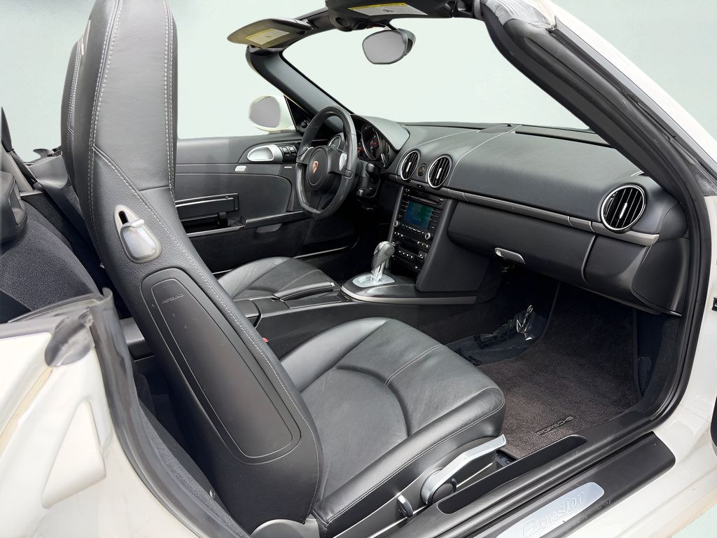 Used 2011 Porsche Boxster RWD image 22