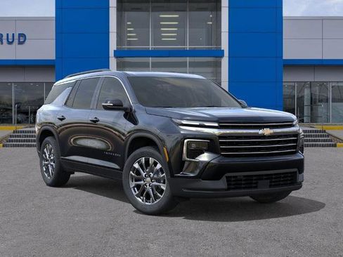 New 2026 Chevrolet Traverse LT w/ Sun and Wheel Package AWD/4WD image 7