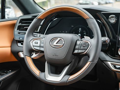 New 2026 Lexus RX 350h AWD/4WD image 14