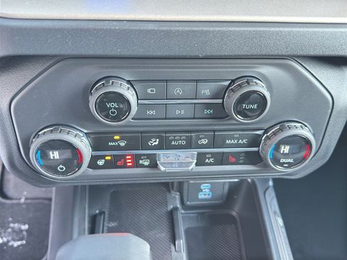 New 2025 Ford Bronco Outer Banks image 21