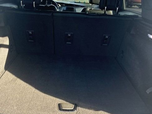 Used 2021 Cadillac XT4 Sport image 16