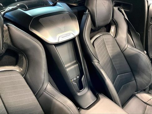 Used 2020 Chevrolet Corvette Stingray Preferred Cpe w/ 2LT Preferred Equipment Group RWD image 28