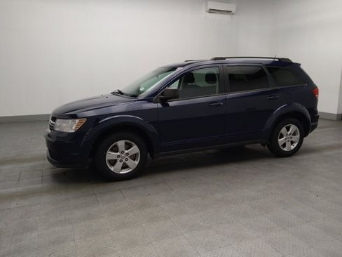 Used 2017 Dodge Journey SE w/ Flexible Seating Group FWD image 2