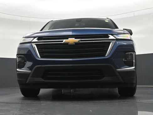 Used 2023 Chevrolet Traverse LS FWD image 32